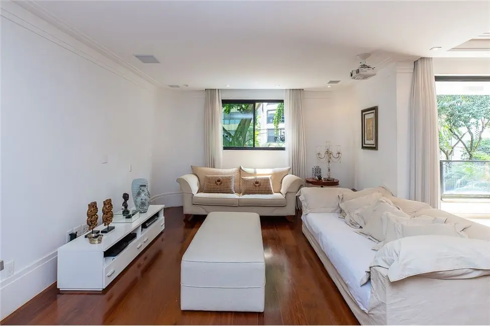 Foto 7 de Apartamento à venda, 235m2 em Higienópolis, São Paulo - SP