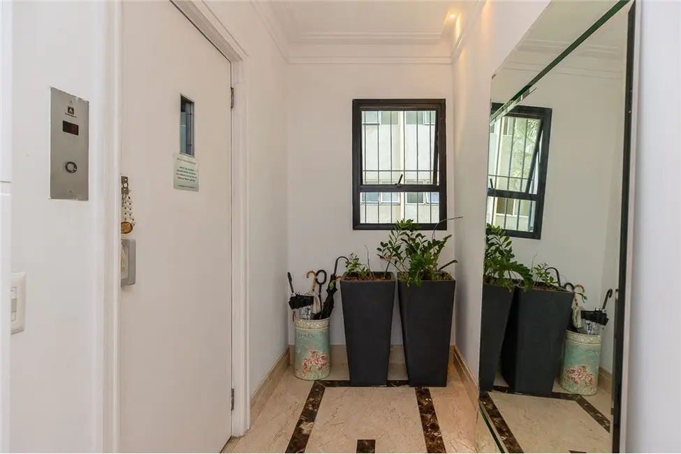 Foto 1 de Apartamento à venda, 235m2 em Higienópolis, São Paulo - SP