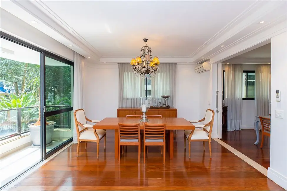 Foto 9 de Apartamento à venda, 235m2 em Higienópolis, São Paulo - SP