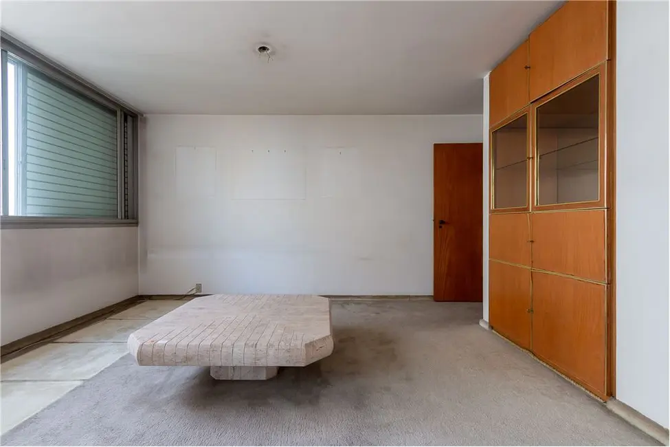 Foto 3 de Apartamento com 3 quartos à venda, 236m2 em Higienópolis, São Paulo - SP