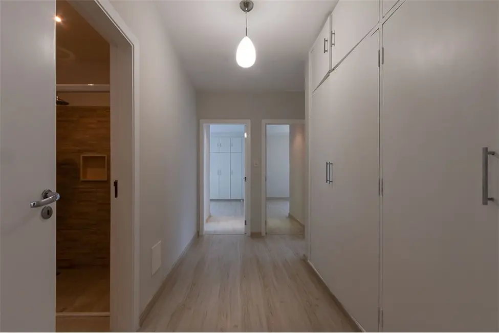 Apartamento com 3 quartos à venda, 188m2 em Higienópolis, São Paulo - SP - imagem 9 Foto 9 de Apartamento com 3 quartos à venda, 188m2 em Higienópolis, São Paulo - SP