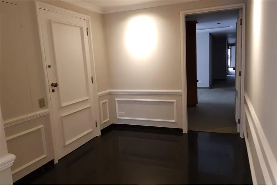 Apartamento com 3 quartos à venda, 241m2 em Higienópolis, São Paulo - SP - imagem 3 Foto 3 de Apartamento com 3 quartos à venda, 241m2 em Higienópolis, São Paulo - SP