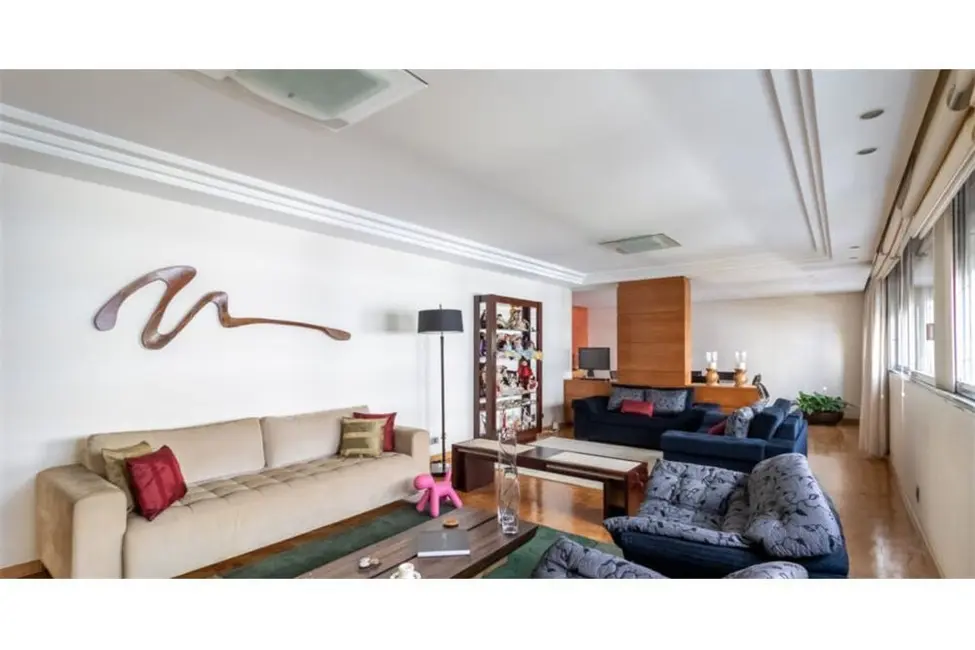 Apartamento com 3 quartos à venda, 299m2 em Higienópolis, São Paulo - SP - imagem 3 Foto 3 de Apartamento com 3 quartos à venda, 299m2 em Higienópolis, São Paulo - SP