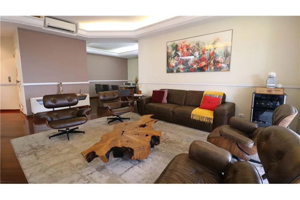 Foto 3 de Apartamento com 3 quartos à venda, 232m2 em Vila Suzana, São Paulo - SP