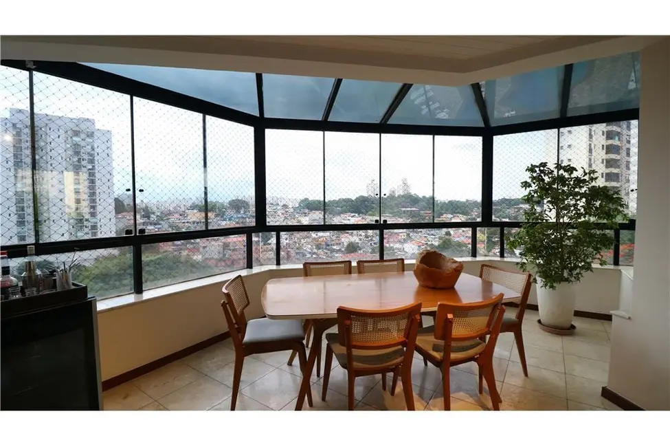 Foto 1 de Apartamento com 3 quartos à venda, 232m2 em Vila Suzana, São Paulo - SP