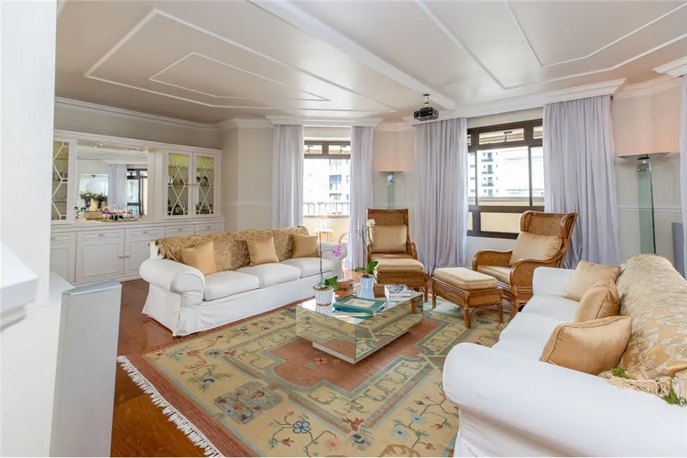 Apartamento com 4 quartos à venda, 263m2 em Jardim América, São Paulo - SP - imagem 5 Foto 5 de Apartamento com 4 quartos à venda, 263m2 em Jardim América, São Paulo - SP