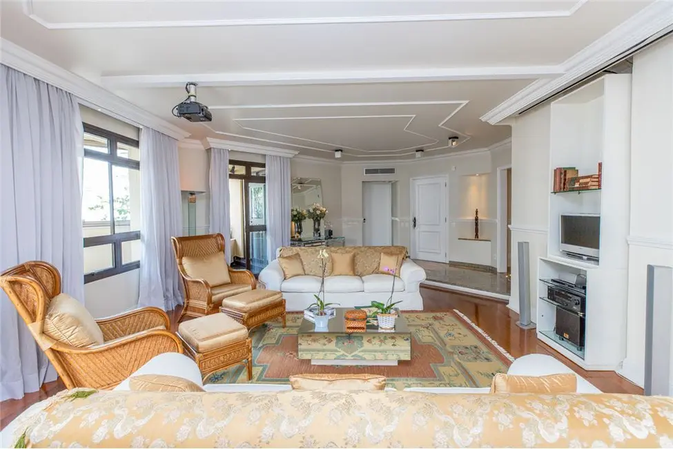 Apartamento com 4 quartos à venda, 263m2 em Jardim América, São Paulo - SP - imagem 8 Foto 8 de Apartamento com 4 quartos à venda, 263m2 em Jardim América, São Paulo - SP