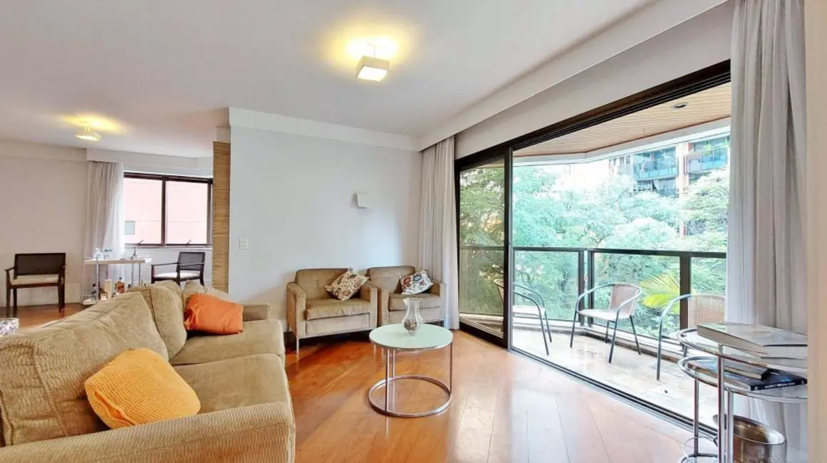 Foto 1 de Apartamento com 4 quartos à venda, 246m2 em Itaim Bibi, São Paulo - SP