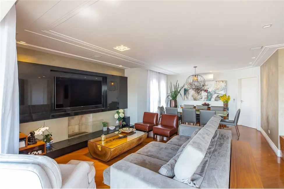 Apartamento com 3 quartos à venda, 190m2 em Moema, São Paulo - SP - imagem 9 Foto 9 de Apartamento com 3 quartos à venda, 190m2 em Moema, São Paulo - SP