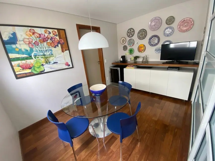 Apartamento com 3 quartos à venda, 200m2 em Moema, São Paulo - SP - imagem 8 Foto 8 de Apartamento com 3 quartos à venda, 200m2 em Moema, São Paulo - SP