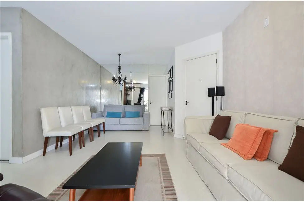 Apartamento com 3 quartos à venda, 92m2 em Moema, São Paulo - SP - imagem 4 Foto 4 de Apartamento com 3 quartos à venda, 92m2 em Moema, São Paulo - SP