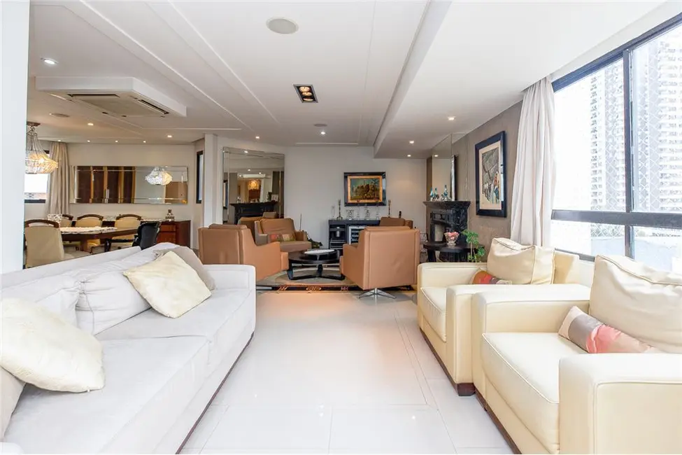 Foto 9 de Apartamento com 4 quartos à venda, 202m2 em Moema, São Paulo - SP