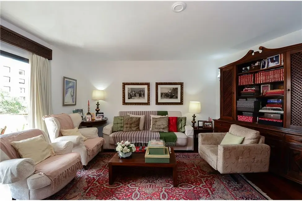 Apartamento com 4 quartos à venda, 179m2 em Moema, São Paulo - SP - imagem 7 Foto 7 de Apartamento com 4 quartos à venda, 179m2 em Moema, São Paulo - SP