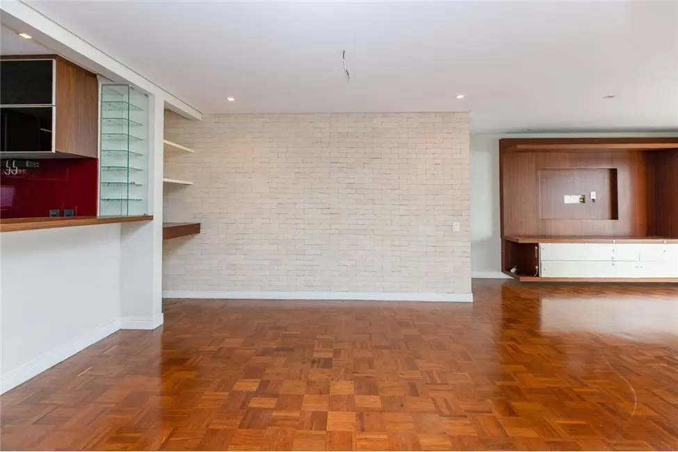 Apartamento com 3 quartos à venda, 158m2 em Moema, São Paulo - SP - imagem 3 Foto 3 de Apartamento com 3 quartos à venda, 158m2 em Moema, São Paulo - SP
