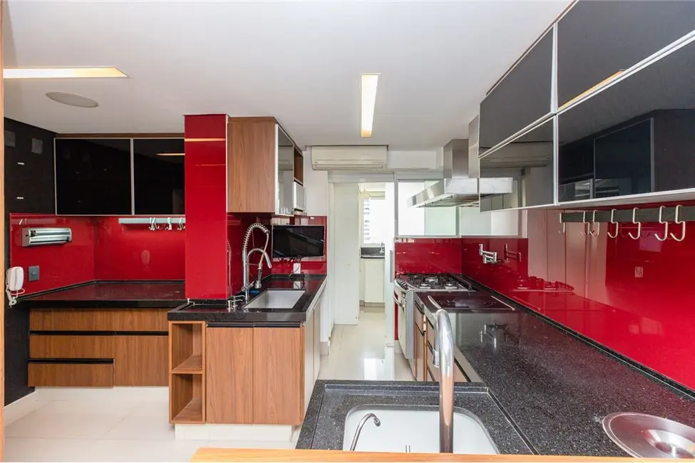 Apartamento com 3 quartos à venda, 158m2 em Moema, São Paulo - SP - imagem 8 Foto 8 de Apartamento com 3 quartos à venda, 158m2 em Moema, São Paulo - SP
