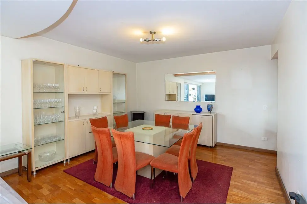 Apartamento com 3 quartos à venda, 153m2 em Moema, São Paulo - SP - imagem 5 Foto 5 de Apartamento com 3 quartos à venda, 153m2 em Moema, São Paulo - SP