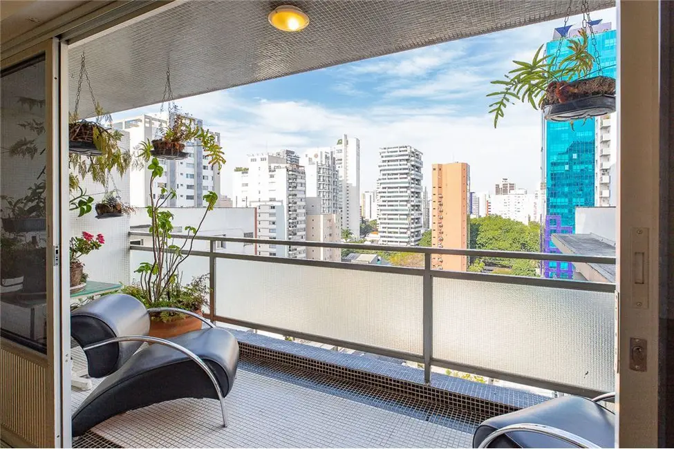 Apartamento com 3 quartos à venda, 153m2 em Moema, São Paulo - SP - imagem 9 Foto 9 de Apartamento com 3 quartos à venda, 153m2 em Moema, São Paulo - SP