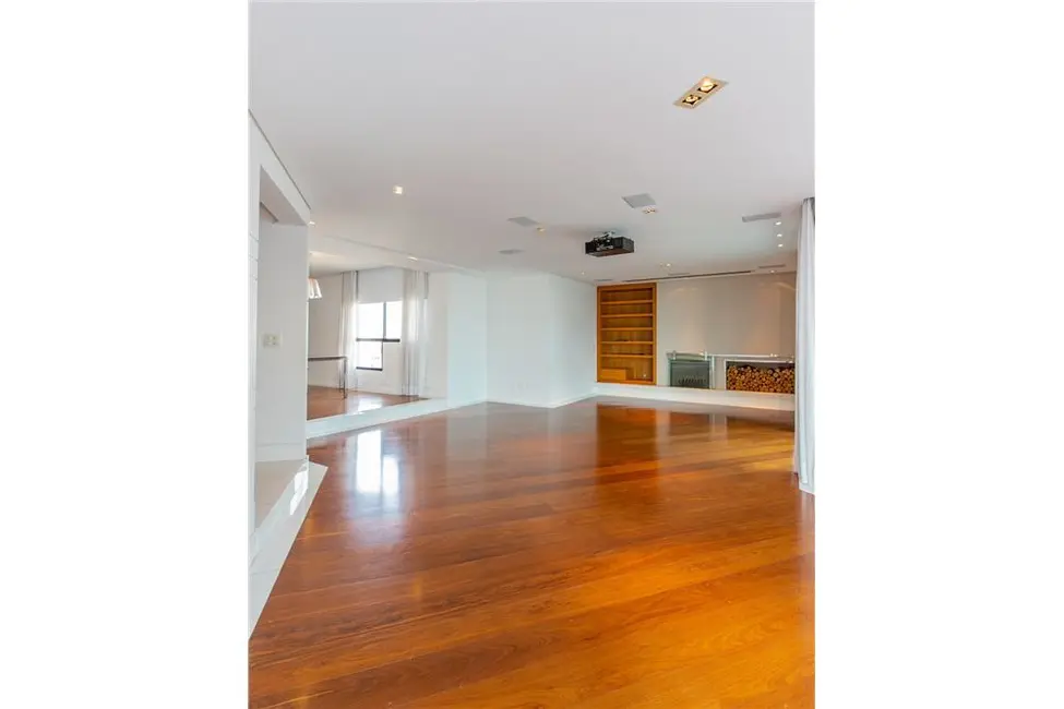 Apartamento com 4 quartos à venda, 255m2 em Moema, São Paulo - SP - imagem 7 Foto 7 de Apartamento com 4 quartos à venda, 255m2 em Moema, São Paulo - SP