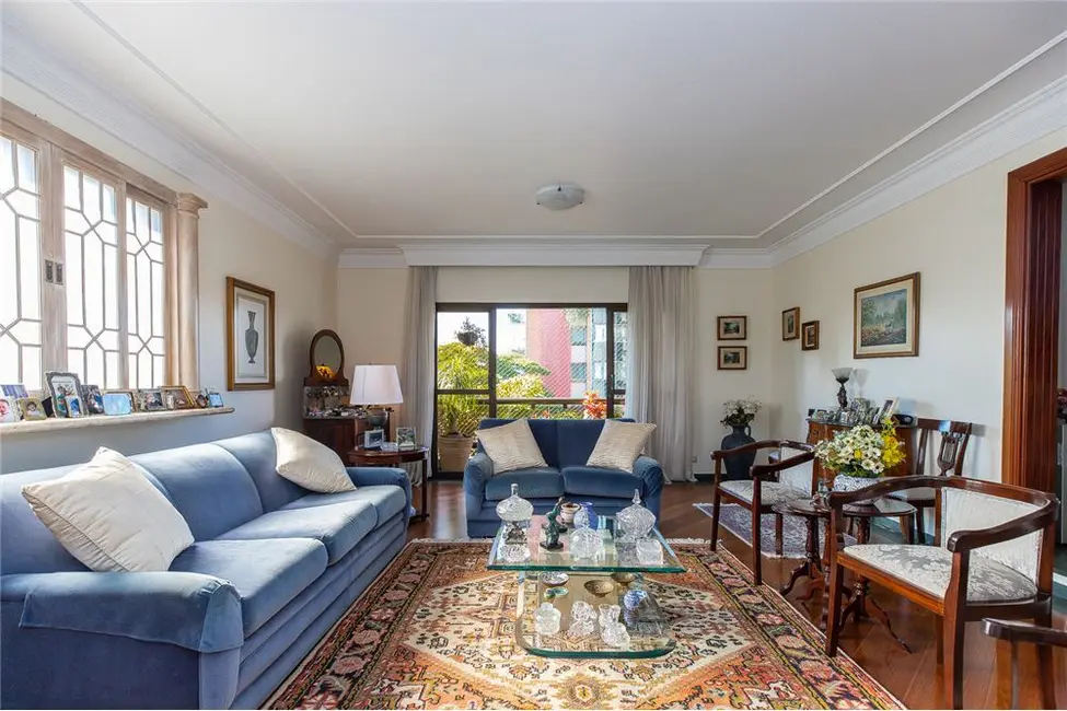 Apartamento com 4 quartos à venda, 200m2 em Moema, São Paulo - SP - imagem 3 Foto 3 de Apartamento com 4 quartos à venda, 200m2 em Moema, São Paulo - SP