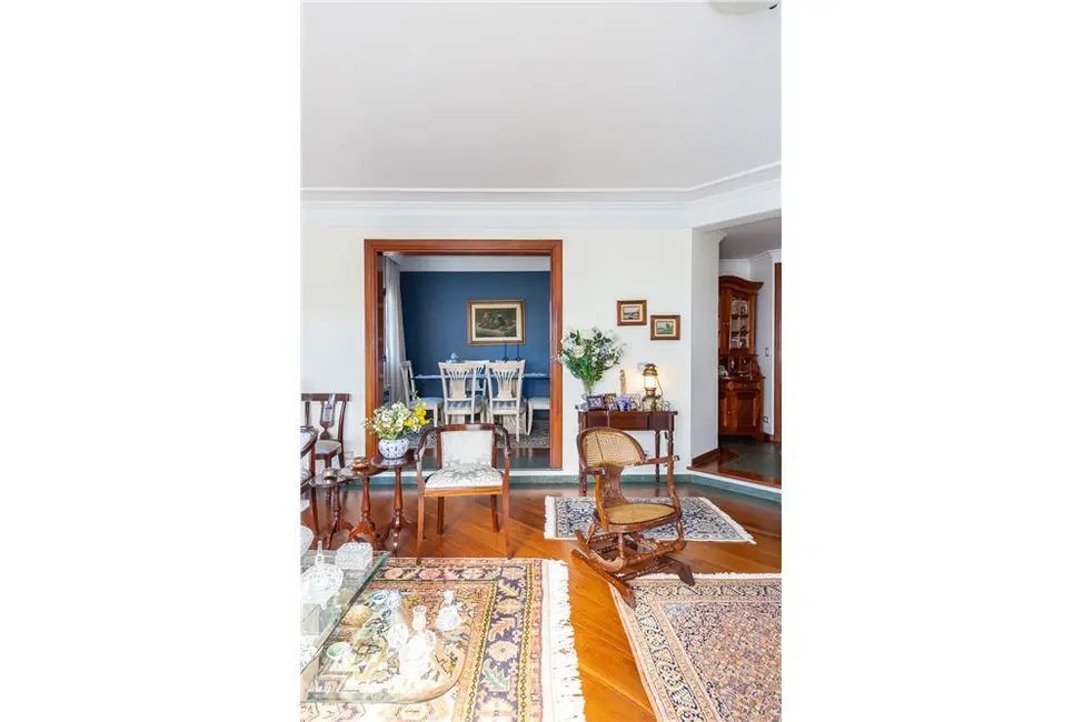 Apartamento com 4 quartos à venda, 200m2 em Moema, São Paulo - SP - imagem 5 Foto 5 de Apartamento com 4 quartos à venda, 200m2 em Moema, São Paulo - SP