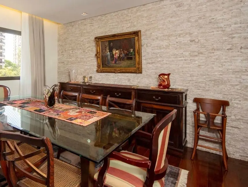 Apartamento com 4 quartos à venda, 200m2 em Moema, São Paulo - SP - imagem 7 Foto 7 de Apartamento com 4 quartos à venda, 200m2 em Moema, São Paulo - SP