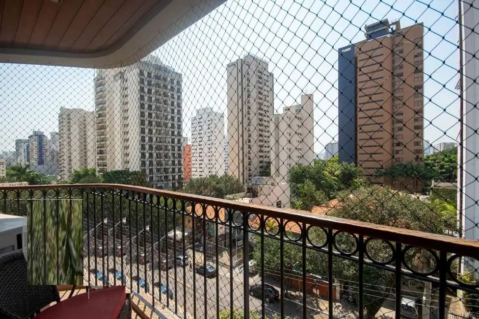 Apartamento com 4 quartos à venda, 200m2 em Moema, São Paulo - SP - imagem 9 Foto 9 de Apartamento com 4 quartos à venda, 200m2 em Moema, São Paulo - SP