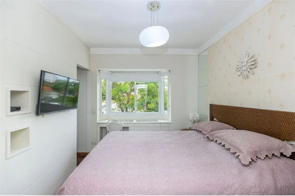 Casa com 5 quartos à venda, 224m2 em Campo Belo, São Paulo - SP - imagem 7 Foto 7 de Casa com 5 quartos à venda, 224m2 em Campo Belo, São Paulo - SP