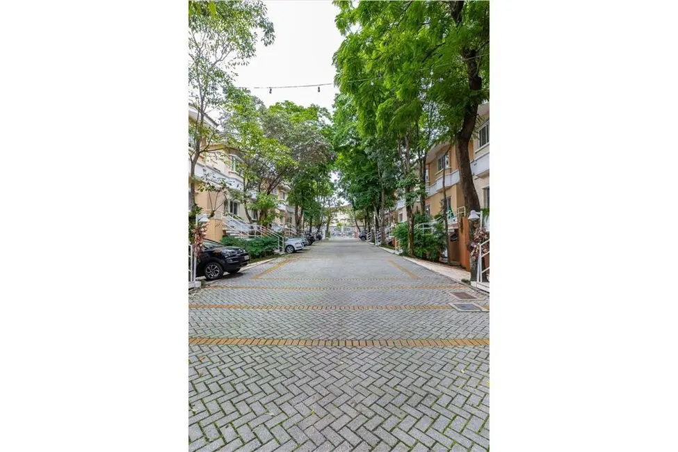 Foto 2 de Casa com 5 quartos à venda, 224m2 em Campo Belo, São Paulo - SP