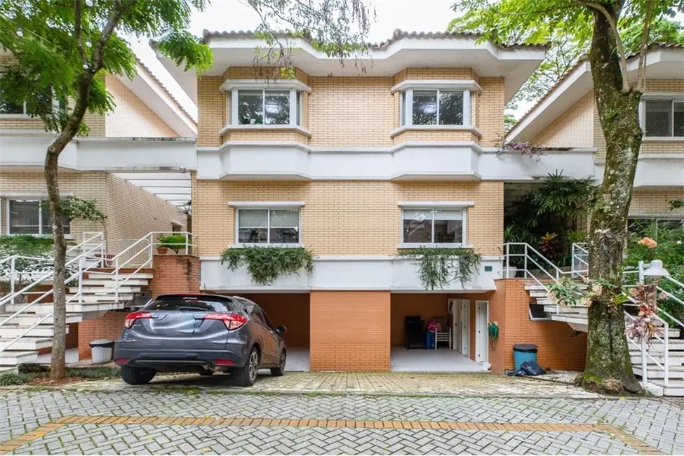 Casa com 5 quartos à venda, 224m2 em Campo Belo, São Paulo - SP - imagem 4 Foto 4 de Casa com 5 quartos à venda, 224m2 em Campo Belo, São Paulo - SP