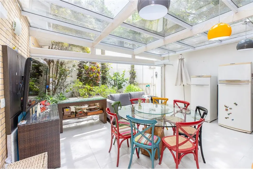 Casa com 4 quartos à venda, 222m2 em Campo Belo, São Paulo - SP - imagem 3 Foto 3 de Casa com 4 quartos à venda, 222m2 em Campo Belo, São Paulo - SP