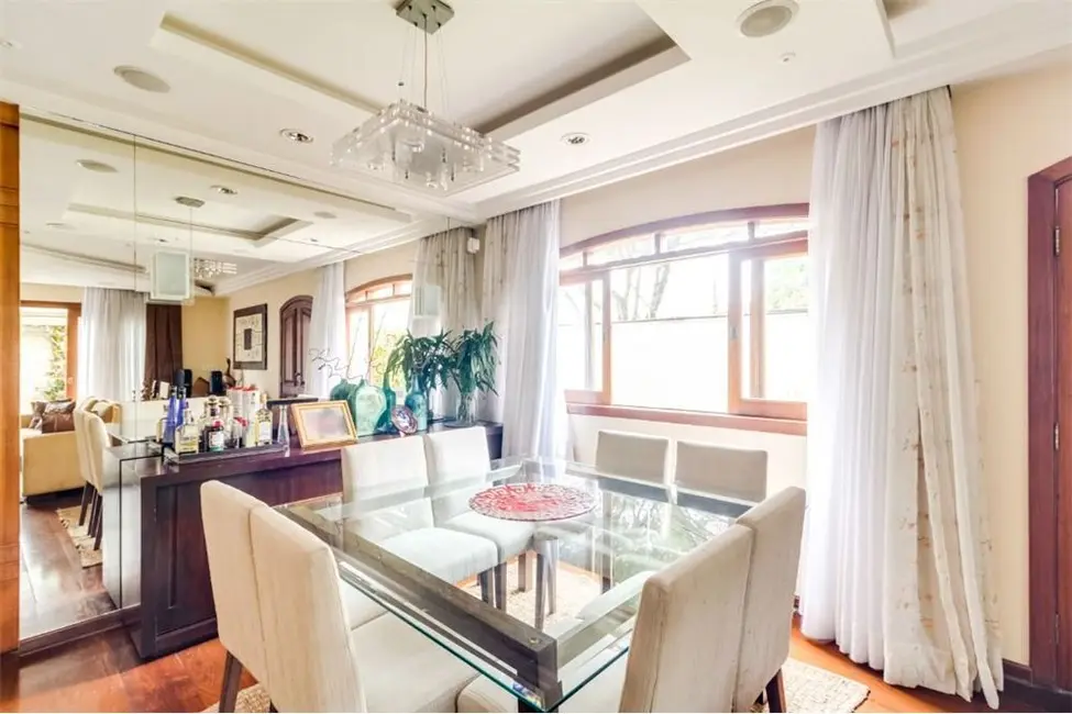 Casa com 3 quartos à venda, 290m2 em Campo Belo, São Paulo - SP - imagem 8 Foto 8 de Casa com 3 quartos à venda, 290m2 em Campo Belo, São Paulo - SP