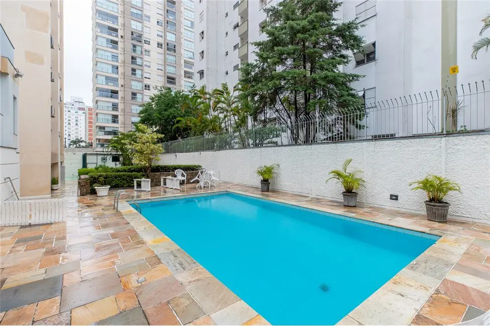 Foto 6 de Apartamento com 3 quartos à venda, 200m2 em Campo Belo, São Paulo - SP