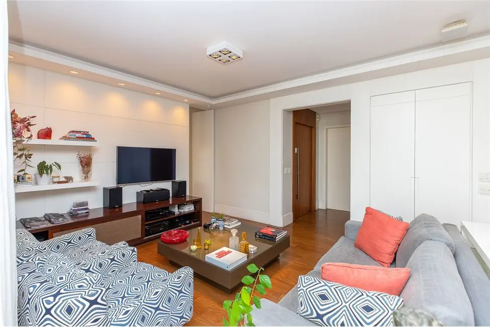 Apartamento com 4 quartos à venda, 223m2 em Campo Belo, São Paulo - SP - imagem 4 Foto 4 de Apartamento com 4 quartos à venda, 223m2 em Campo Belo, São Paulo - SP