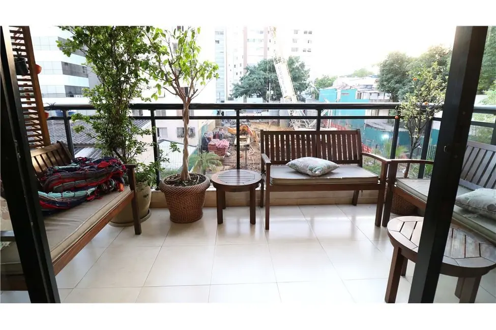 Foto 4 de Apartamento com 3 quartos à venda, 141m2 em Pinheiros, São Paulo - SP