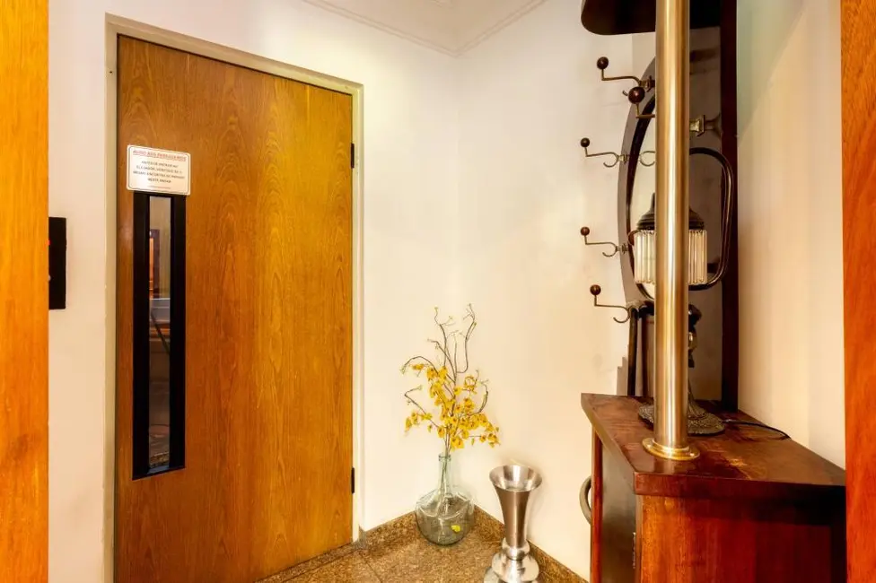 Apartamento com 3 quartos à venda, 130m2 em Vila Mariana, São Paulo - SP - imagem 6 Foto 6 de Apartamento com 3 quartos à venda, 130m2 em Vila Mariana, São Paulo - SP