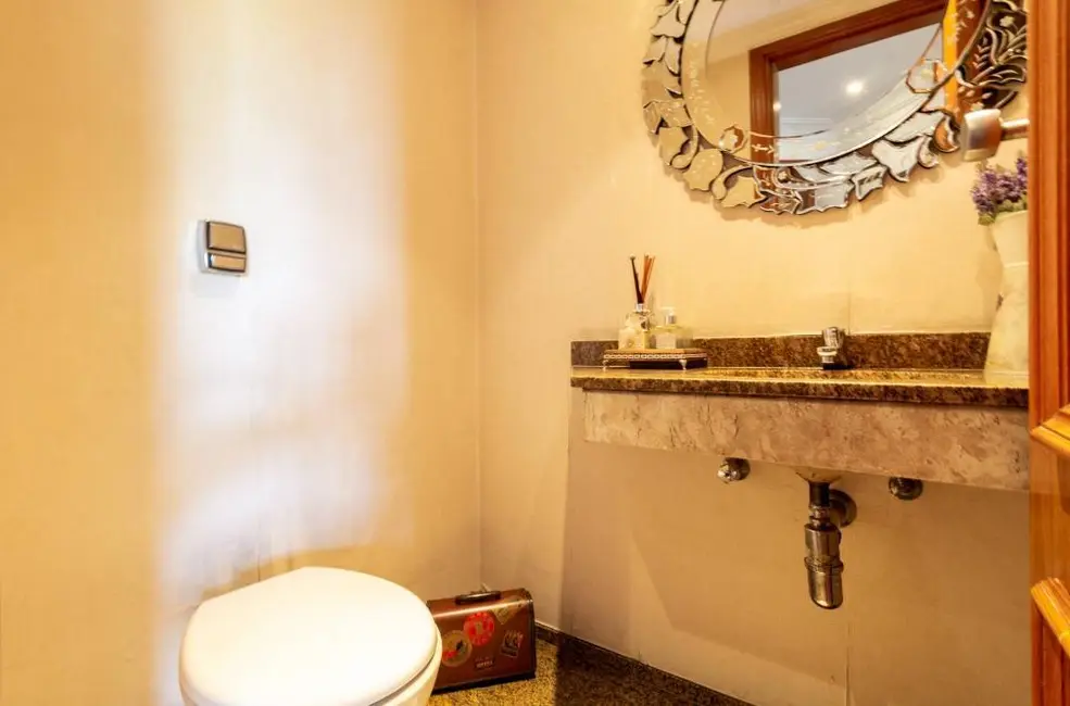 Apartamento com 3 quartos à venda, 130m2 em Vila Mariana, São Paulo - SP - imagem 2 Foto 2 de Apartamento com 3 quartos à venda, 130m2 em Vila Mariana, São Paulo - SP