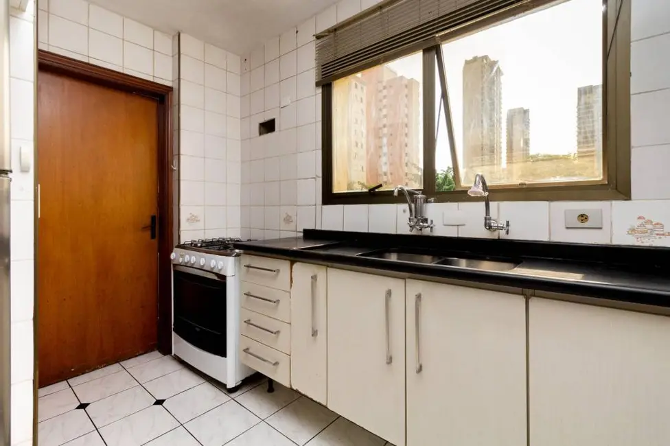 Foto 4 de Apartamento com 4 quartos à venda, 131m2 em Vila Olímpia, São Paulo - SP