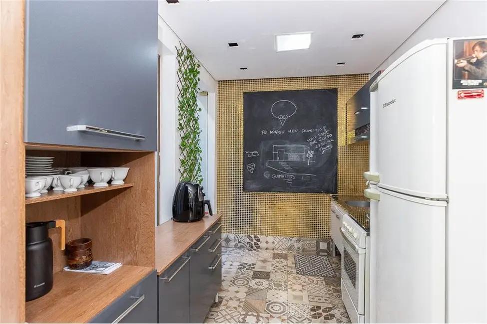 Foto 9 de Casa com 4 quartos à venda, 200m2 em Higienópolis, São Paulo - SP