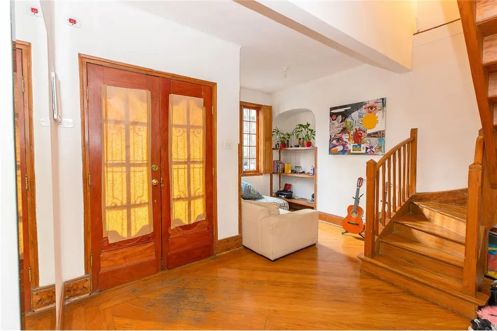 Foto 1 de Casa com 4 quartos à venda, 200m2 em Higienópolis, São Paulo - SP