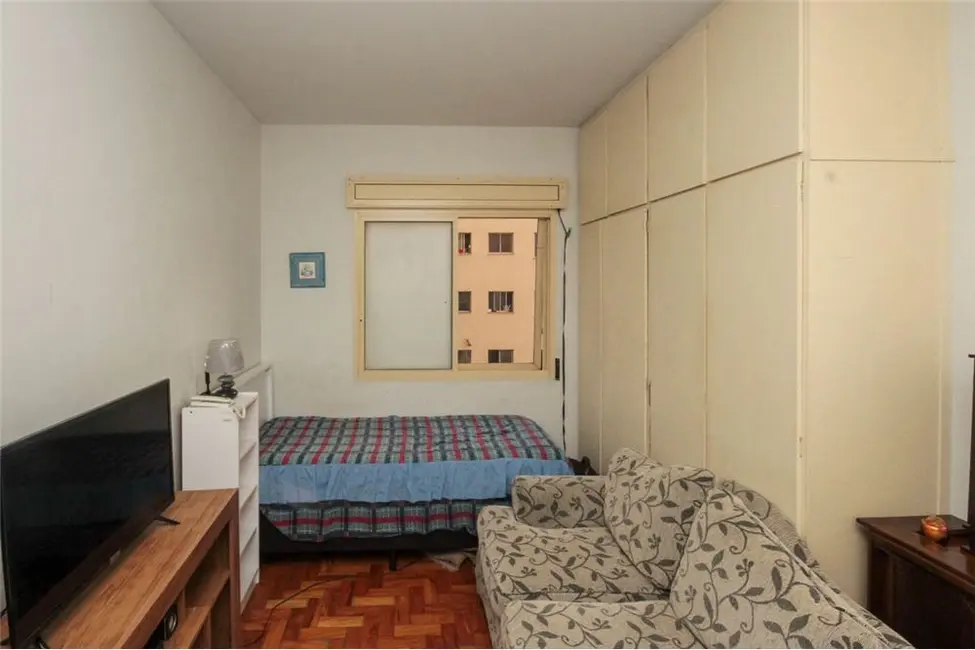 Apartamento com 1 quarto à venda, 29m2 em Aclimação, São Paulo - SP - imagem 2 Foto 2 de Apartamento com 1 quarto à venda, 29m2 em Aclimação, São Paulo - SP