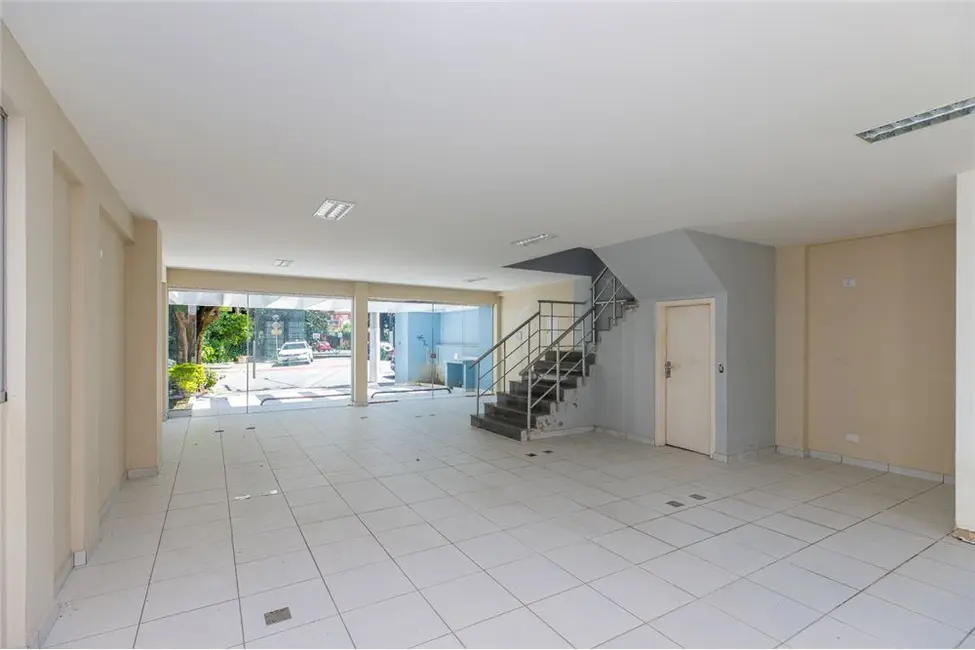 Casa com 3 quartos à venda, 402m2 em Aclimação, São Paulo - SP - imagem 9 Foto 9 de Casa com 3 quartos à venda, 402m2 em Aclimação, São Paulo - SP