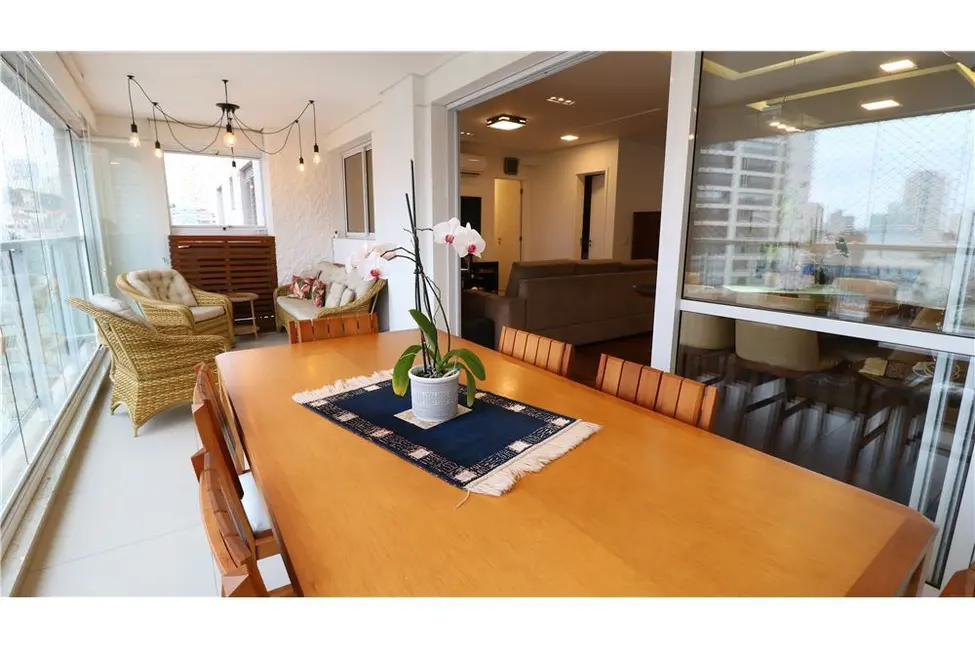 Foto 6 de Apartamento com 3 quartos à venda, 141m2 em Aclimação, São Paulo - SP