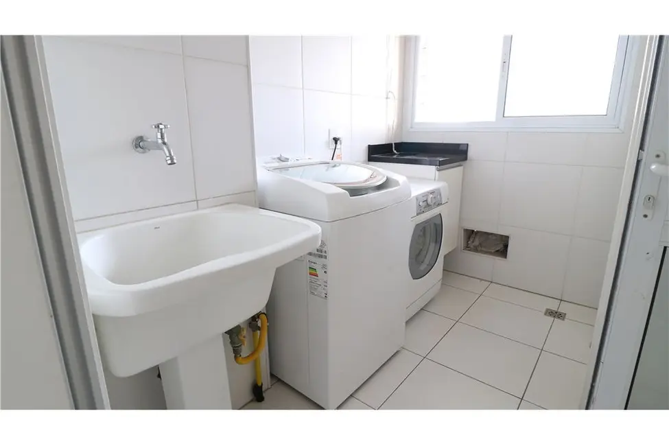 Apartamento com 4 quartos à venda, 141m2 em Aclimação, São Paulo - SP - imagem 8 Foto 8 de Apartamento com 4 quartos à venda, 141m2 em Aclimação, São Paulo - SP