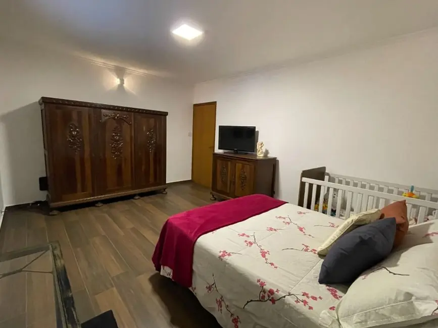 Casa com 5 quartos à venda, 270m2 em Alto da Boa Vista, São Paulo - SP - imagem 9 Foto 9 de Casa com 5 quartos à venda, 270m2 em Alto da Boa Vista, São Paulo - SP