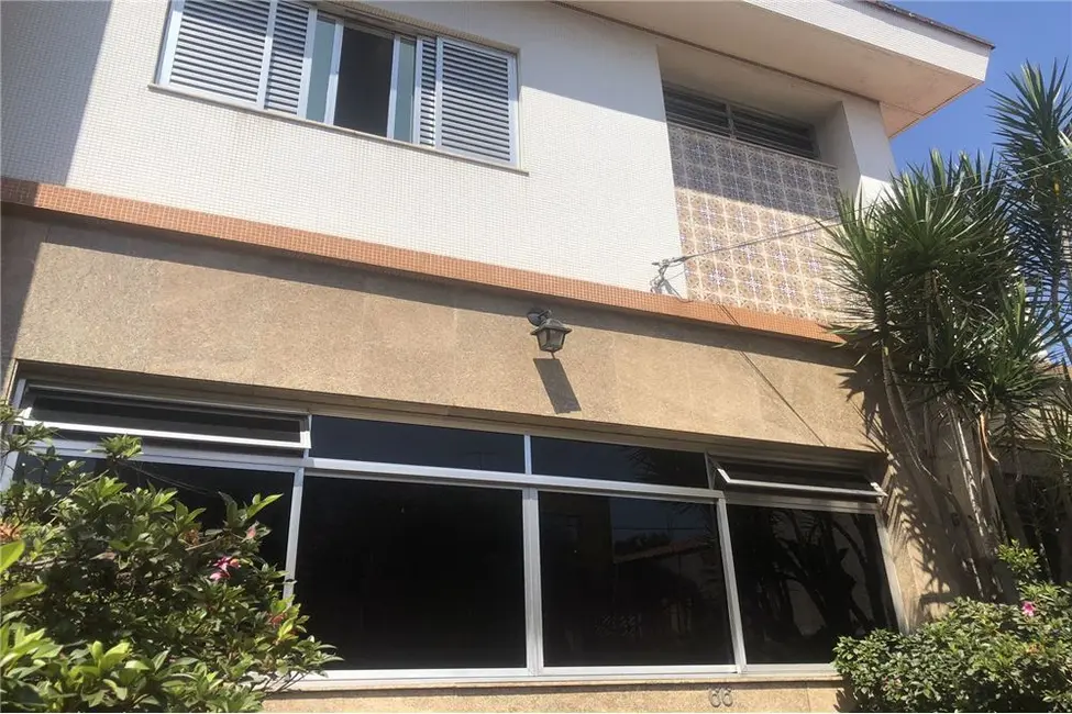 Casa com 3 quartos à venda, 198m2 em Mooca, São Paulo - SP - imagem 1 Foto 1 de Casa com 3 quartos à venda, 198m2 em Mooca, São Paulo - SP