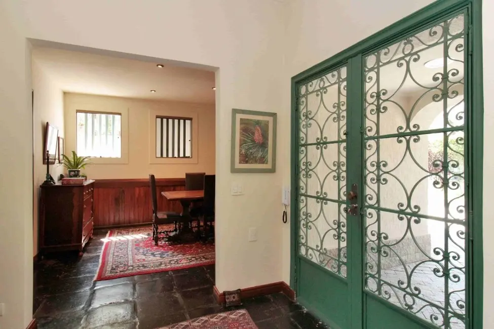 Foto 9 de Casa com 3 quartos à venda, 350m2 em Pacaembu, São Paulo - SP