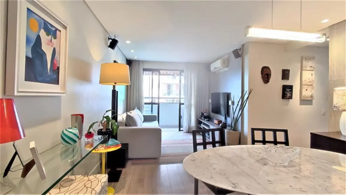 Foto 2 de Apartamento com 2 quartos à venda, 69m2 em Vila Ipojuca, São Paulo - SP