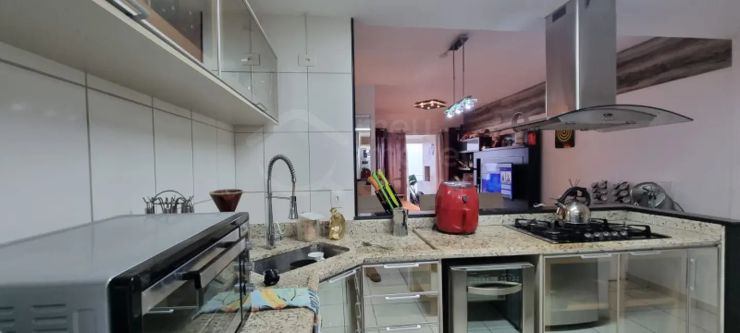 Apartamento com 2 quartos à venda, 72m2 em Guilhermina, Praia Grande - SP - imagem 9 Foto 9 de Apartamento com 2 quartos à venda, 72m2 em Guilhermina, Praia Grande - SP