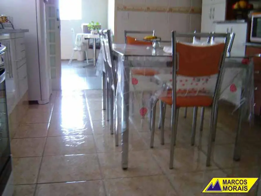 Casa com 2 quartos à venda, 300m2 em Vila Jardini, Sorocaba - SP - imagem 4 Foto 4 de Casa com 2 quartos à venda, 300m2 em Vila Jardini, Sorocaba - SP