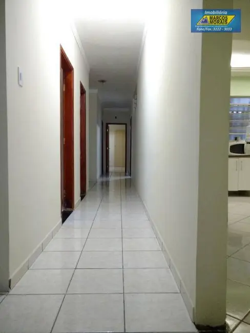 Casa com 3 quartos à venda, 300m2 em Jardim Vera Cruz, Sorocaba - SP - imagem 7 Foto 7 de Casa com 3 quartos à venda, 300m2 em Jardim Vera Cruz, Sorocaba - SP